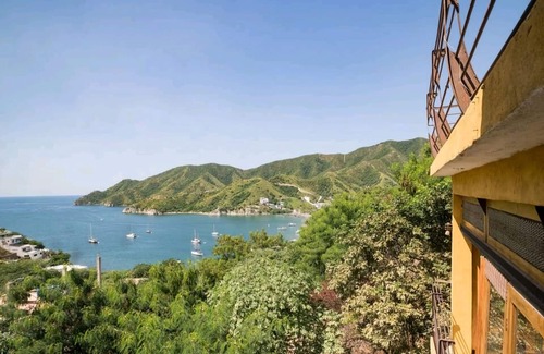 Taganga House | House near the beach with pool