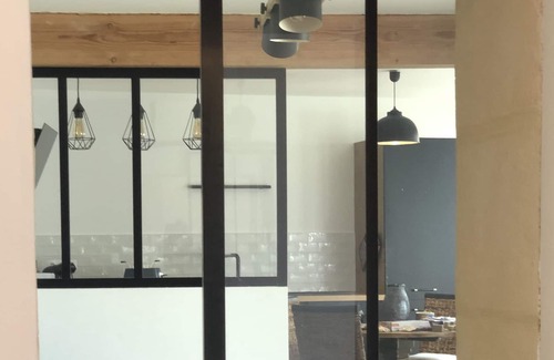 Cissac-Medoc House | House not overlooked fully fenced