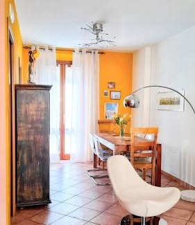 Santo Spirito Apartment | House Nubia, San Frediano, near Ponte vecchio, with free private parking lot
