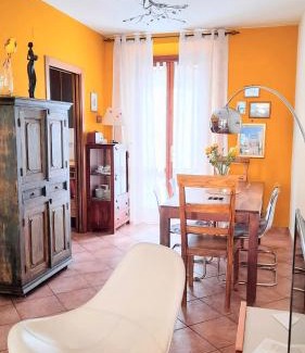 Santo Spirito Apartment | House Nubia, San Frediano, near Ponte vecchio, with free private parking lot