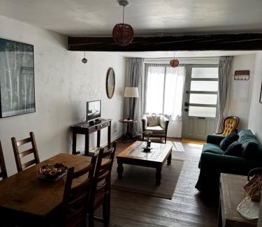 Mirepoix House | House Number 2