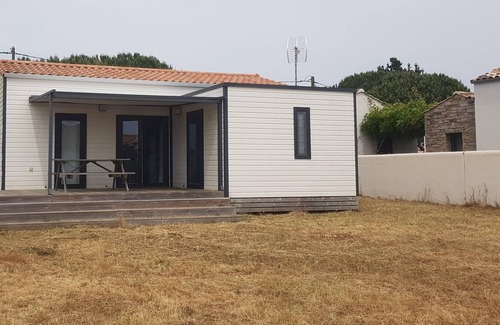 LʼIle-dʼOlonne House | House Of 46m² In A Quiet Area!