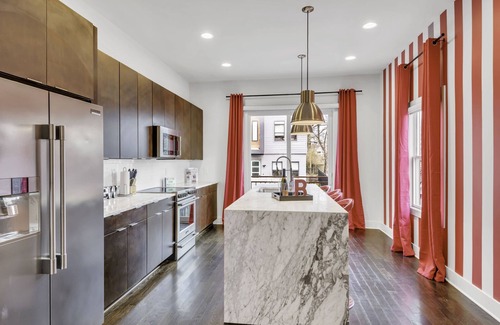 Hadley - Washington House | House of Barbie/Rooftop Deck