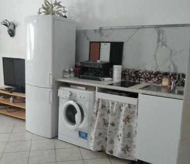 Gorla Apartment | "HOUSE OF LELLA 2" appartamento 1 camera da letto