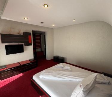 Moeciu de Sus Hotel | House Of River