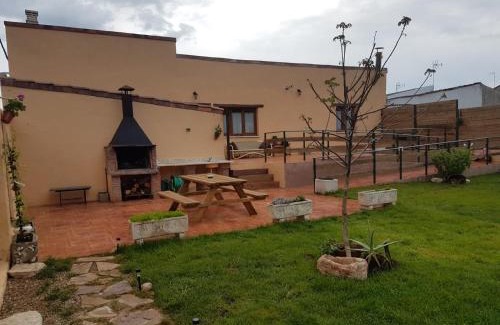 Quintana del Puente House | House of the Ribera - Quintana del Puente
