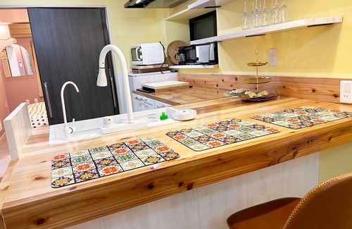 Naha City Centre House | ◎House of Wakasa Okinawa◎16 Ppl | Naha | Free Parking | WiFi | New | 4BR