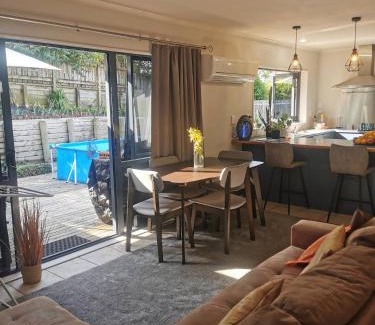 Hamilton House | House On The Hill