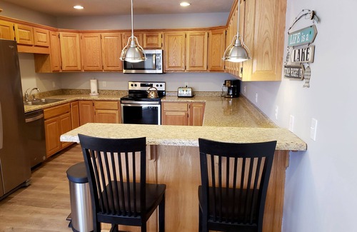 Lake Ozark House | HOUSE ON THE LAKE-PADDLE BOAT-KAYAK'S- LILLY PAD-CLOSE TO THE STRIP!