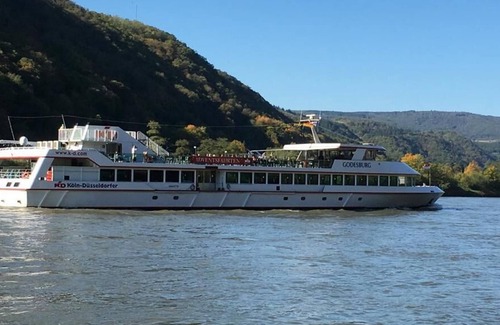 Kestert House | House on the Loreley with a view of the Rhine