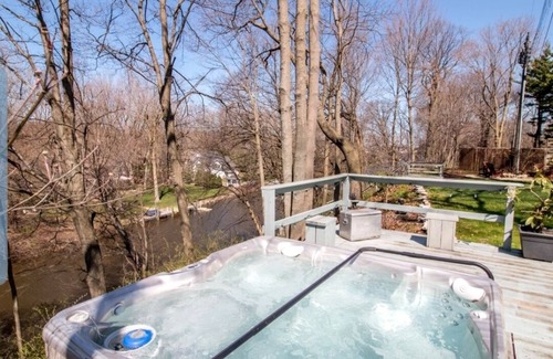 Fair Plain House | House On The River "Adult Only" Retreat