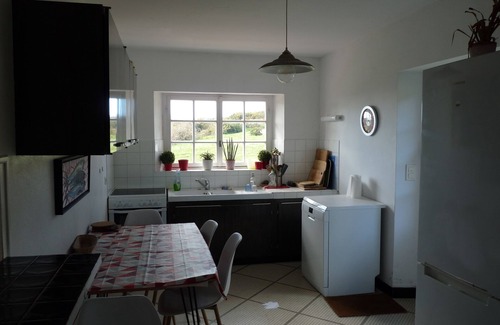 Crozon House | House overlooking the sea, at Le Menhir in Crozon