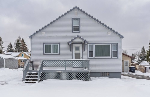 Ironwood House | House perfectly located for your next trip to to the U.P. Michigain