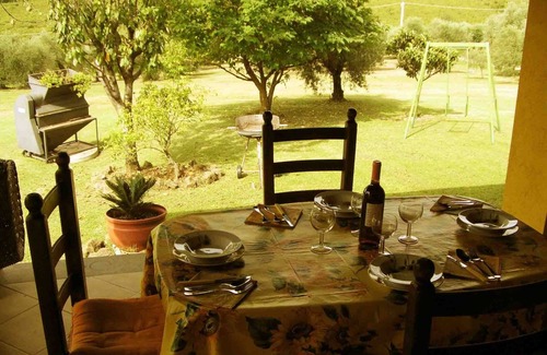 Cori House | House Vacation Rome with garden dipped in the green of the countries of the Roman Castles