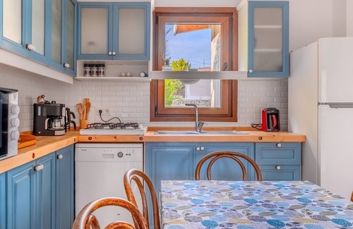 Bozcaada House | House w/Garden 5 min to Tuzburnu Bay in Bozcaada