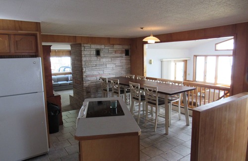 Higgins Lake House | House with 125' Higgins Lake frontage