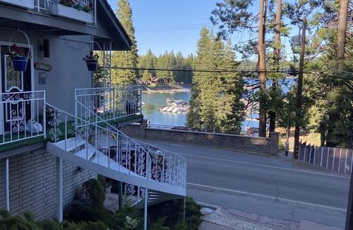 Peninsula Village House | House with 6 rooms each with private bath across street from lake!