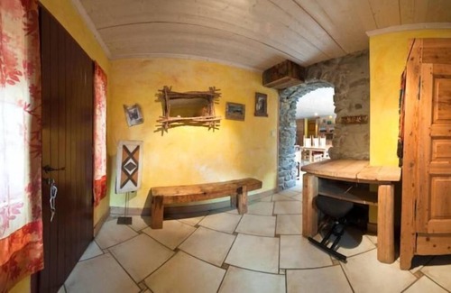 Albiez-Montrond Ski Chalet | House with character