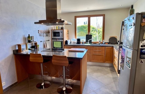 Valreas House | House with garden in Provence