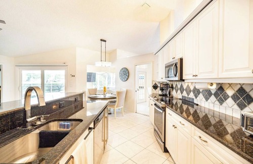 Tara Golf and Country Club House | House with heated pool, hot tub, golf course