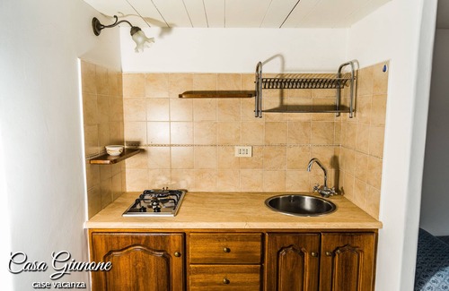 Lipari Historic Centre Apartment | House with independent and communicating units in downtown Lipari, tourist rental