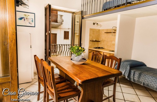 Lipari Historic Centre Apartment | House with independent and communicating units in downtown Lipari, tourist rental