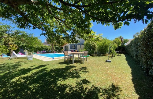 La Baule-Escoublac House | House with pool la baule pornichet 900 meters from the sea