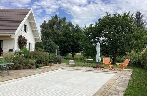 Saint-Jorioz House | House with pool on the shores of Lake Annecy