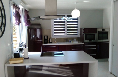 Plogonnec House | House with spa jacuzzi and sauna, independent quiet in the countryside 10 Kms sea