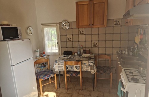 Follonica House | House with veranda and garden 200 meters from the sea
