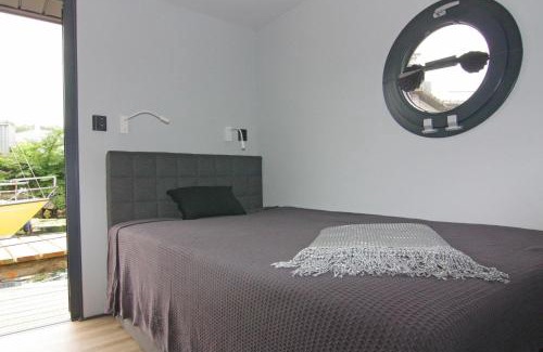 Flensburg Boat Rental | Houseboat Leni, Flensburg