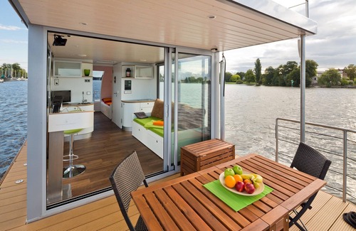 Koenigs Wusterhausen Boat Rental | Houseboat on the Dahme