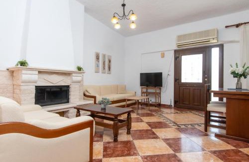 Polichrono Apartment | Houseloft Sandals Beachfront