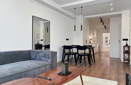 La Coruna Apartment | housingcoruña PLAZA DE ESPAÑA
