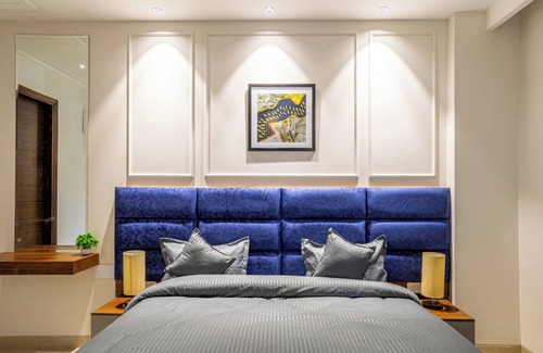 Ghata Hotel | Housr Sector 56 Gurgaon Sushant Lok 2