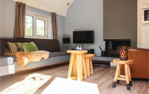 Ommen House | Houtduif