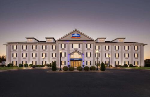 Jackson Hotel | Howard Johnson by Wyndham Jackson