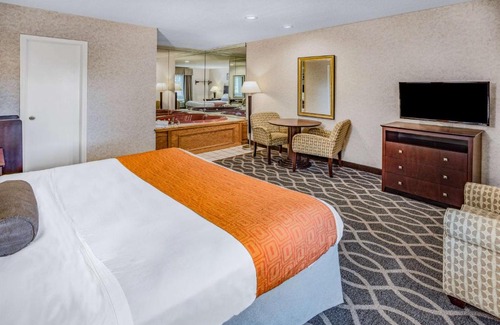 Lenox Hotel | Howard Johnson by Wyndham Lenox