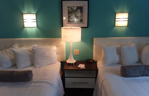 Tifton Hotel | Howard Johnson by Wyndham Tifton GA I-75