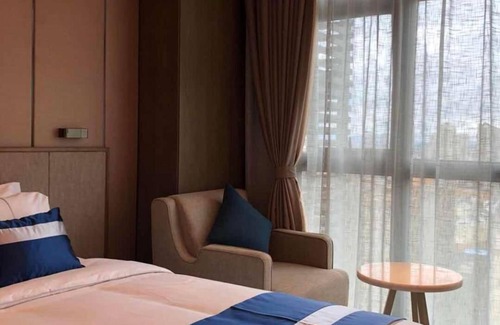 Qinnan District Hotel | Howard Johnson Life Changrong