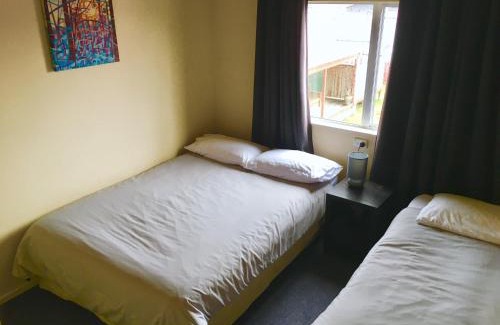 National Park Village Cabin | Howard's Mountain Lodge