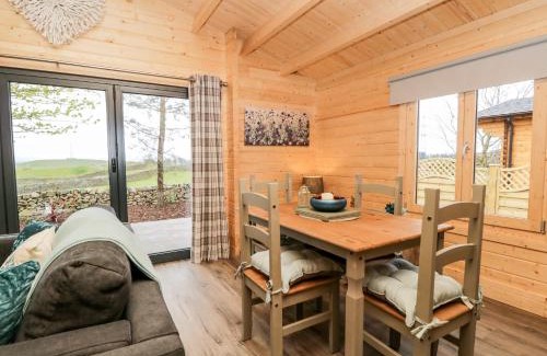 Kendal House | Howgill Lodge