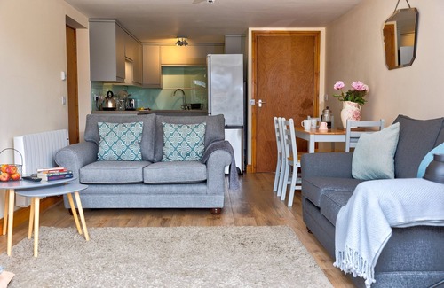 Sedbergh Apartment | Howgills Apartment 8 (self-catering accommodation with free parking and Wi-Fi)