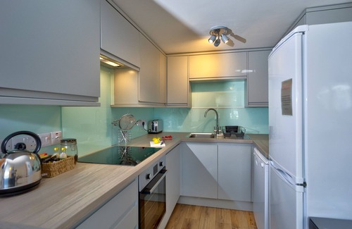 Sedbergh Apartment | Howgills Apartment 8 (self-catering accommodation with free parking and Wi-Fi)