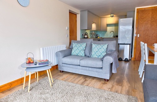Sedbergh Apartment | Howgills Apartment 8 (self-catering accommodation with free parking and Wi-Fi)