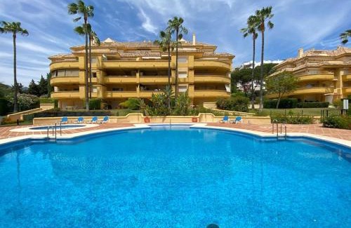Marbella Apartment | Hoyo 11 by Kura Homes Marbella