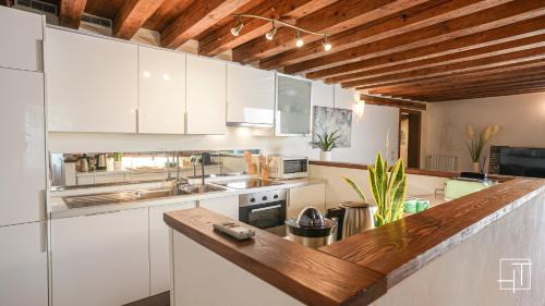 Historic Centre Apartment | HT - Esclusivo Loft in centro a Padova