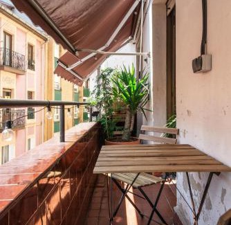Bilbao la Vieja House | HT MIRIBILLA habitaciones turísticas con baños compartidos