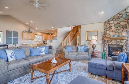 Roads End House | Hubbert Hideaway