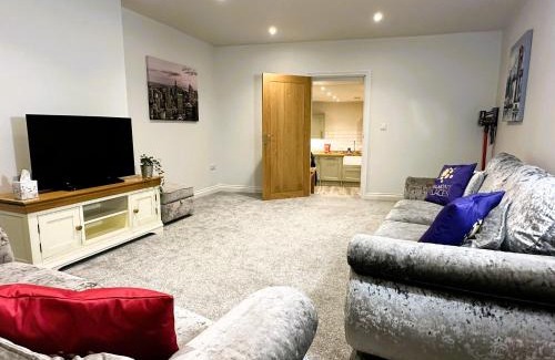 Oakham Apartment | Hudson Apartment - 2 bedroom, Oakham Centre by Belmont Places